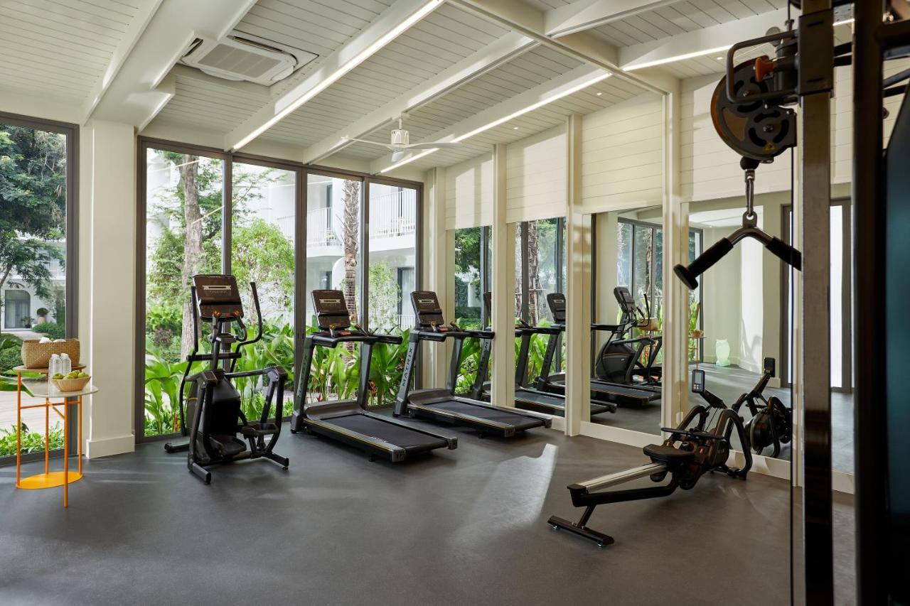 The Standard, Hua Hin Hotel Екстериор снимка The gym at the hotel